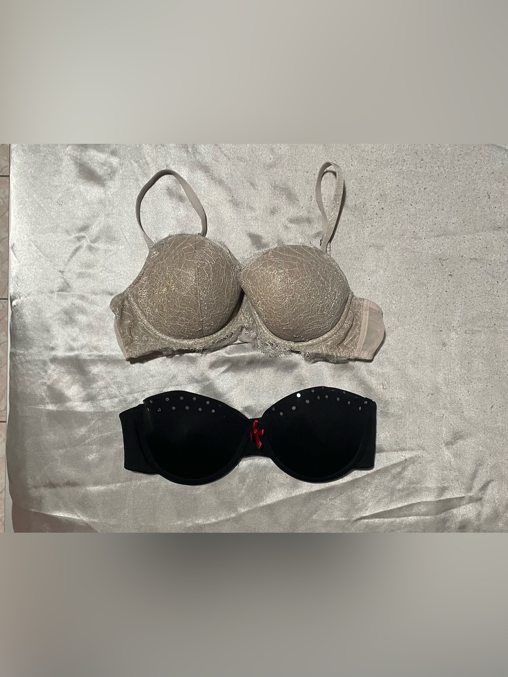 Victoria's Secret Lace Push-Up Bra in Light Beige
